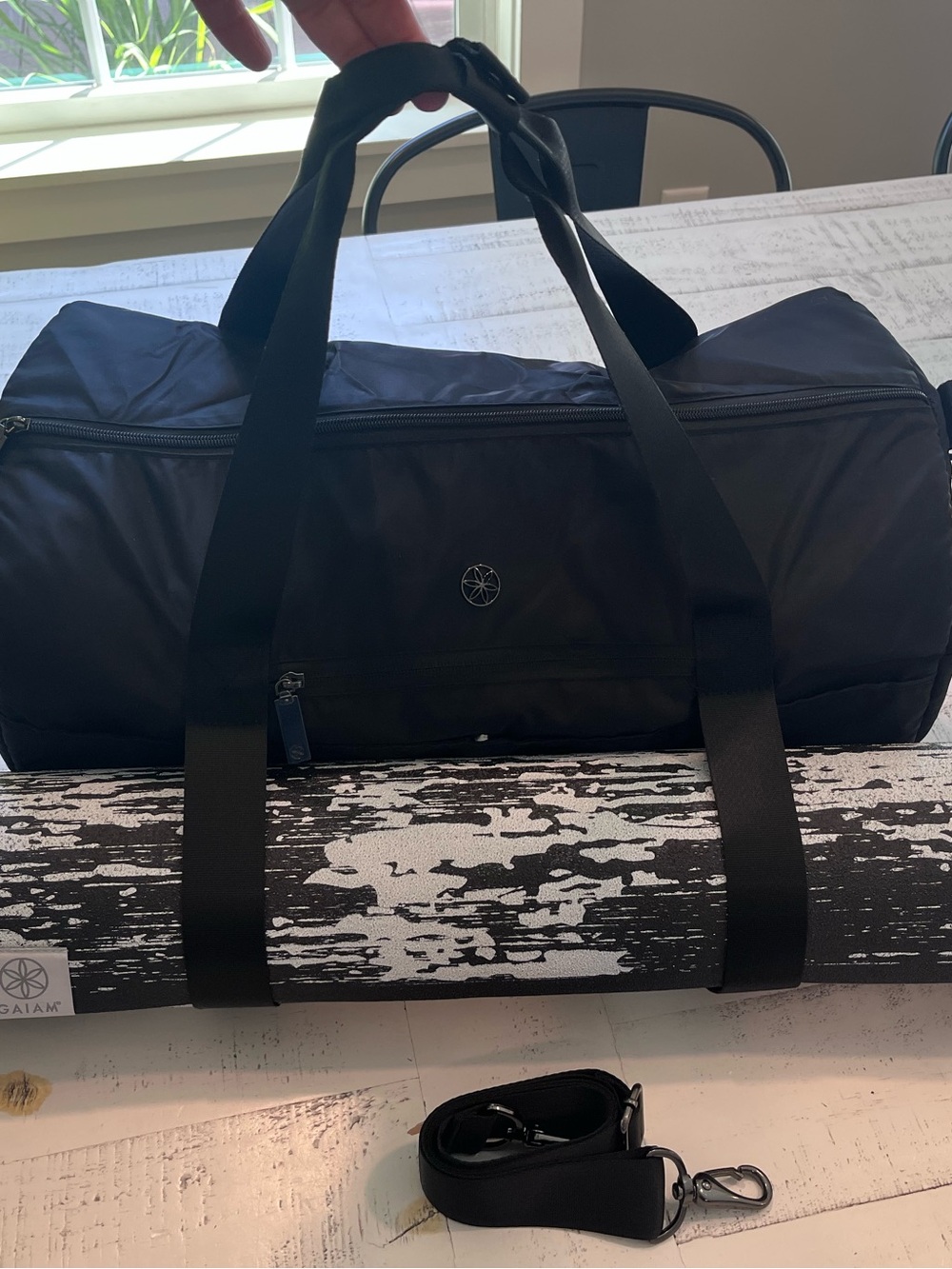Gaiam Black Yoga Mat Duffel Bag / Gym & Travel Bag with Detachable Strap
